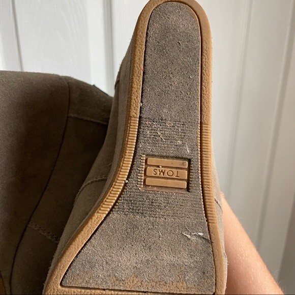 TOMS heeled suede booties boots shoes tan brown womens size 9.5 - Picture 5 of 7
